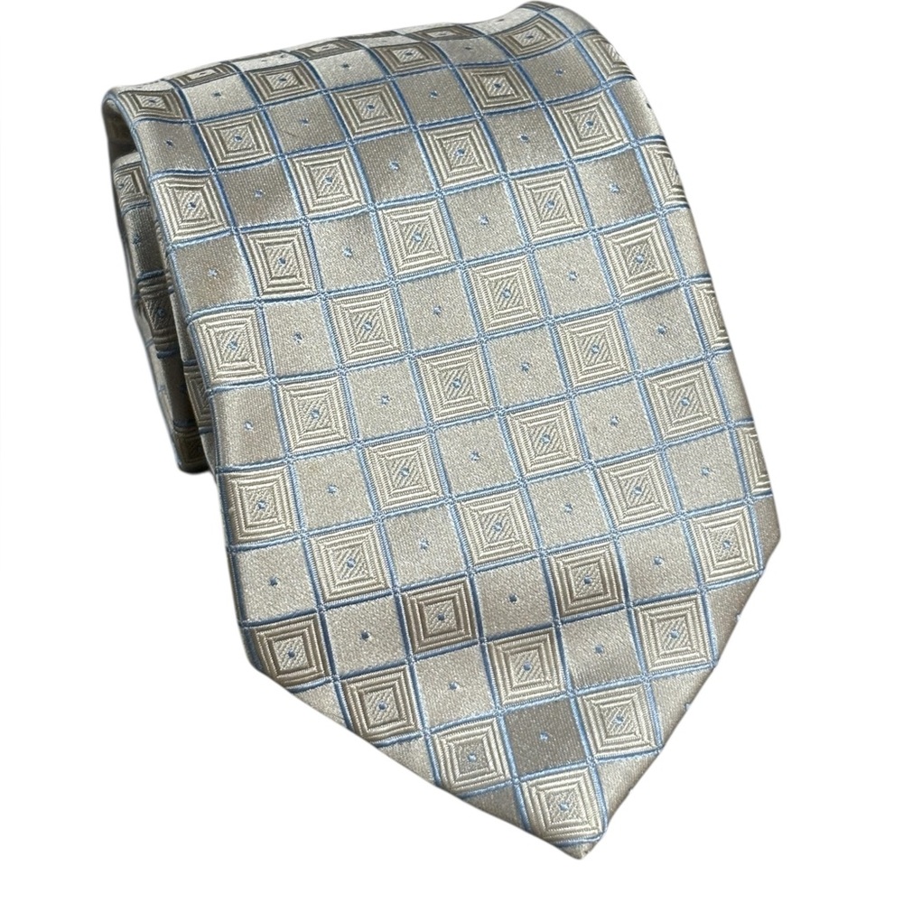 Donald J Trump Signature Collection 100% Silk Necktie